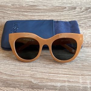 Le Specs Air Heart sunglasses in color Caramel
